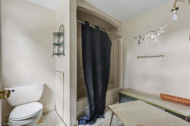 6559 Kolb Avenue, Allen Park, MI 48101