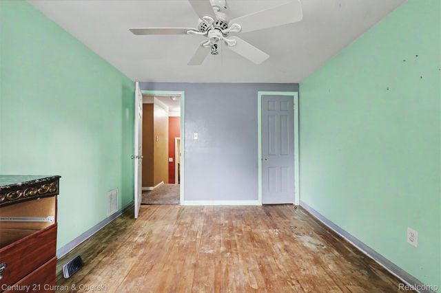 6559 Kolb Avenue, Allen Park, MI 48101