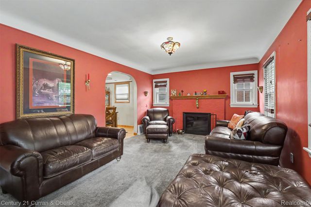 6559 Kolb Avenue, Allen Park, MI 48101