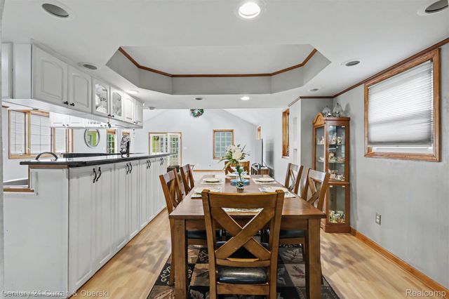 6559 Kolb Avenue, Allen Park, MI 48101