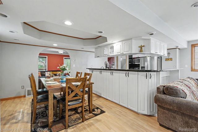 6559 Kolb Avenue, Allen Park, MI 48101