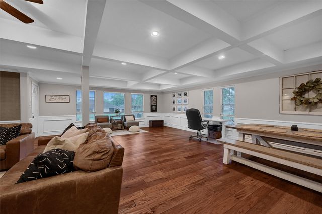105 Cocopa Drive, Gainesville, TX 76240