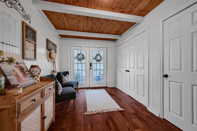105 Cocopa Drive, Gainesville, TX 76240