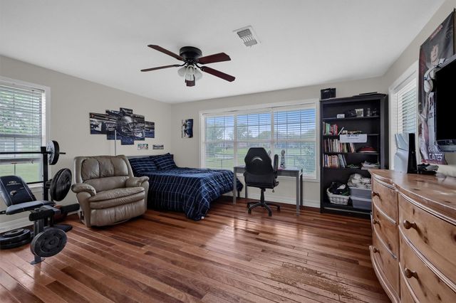 105 Cocopa Drive, Gainesville, TX 76240