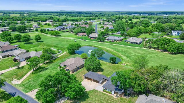 105 Cocopa Drive, Gainesville, TX 76240