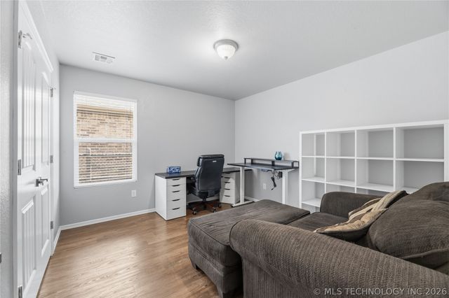 10912 N 117th East Avenue, Owasso, OK 74055