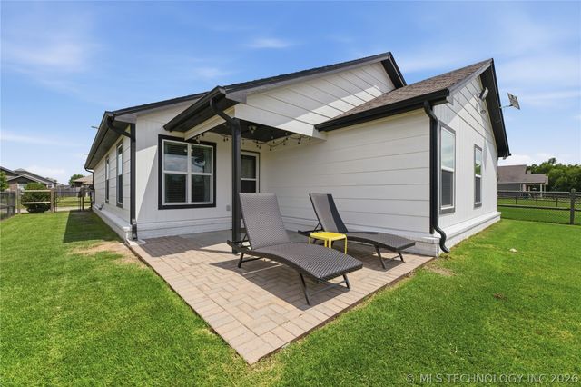 10912 N 117th East Avenue, Owasso, OK 74055