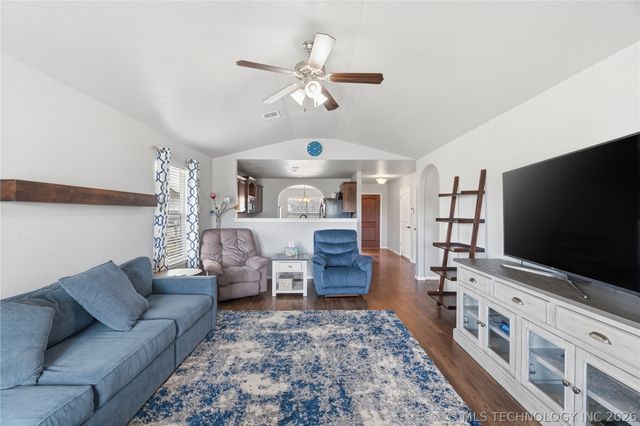10912 N 117th East Avenue, Owasso, OK 74055