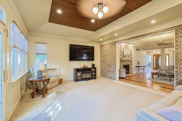 818 Lauren Drive, Villa Hills, KY 41017