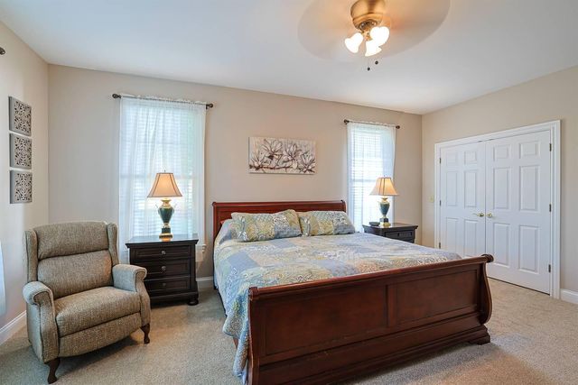 818 Lauren Drive, Villa Hills, KY 41017