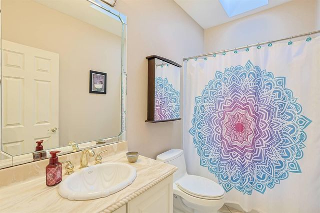 818 Lauren Drive, Villa Hills, KY 41017