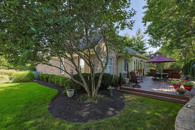 818 Lauren Drive, Villa Hills, KY 41017