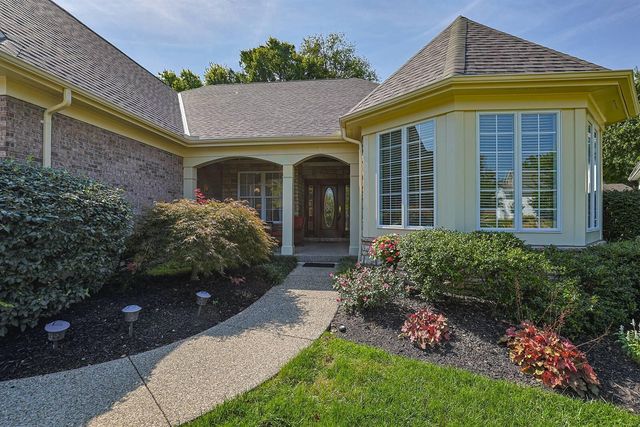 818 Lauren Drive, Villa Hills, KY 41017