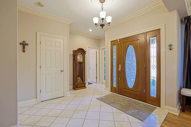 818 Lauren Drive, Villa Hills, KY 41017