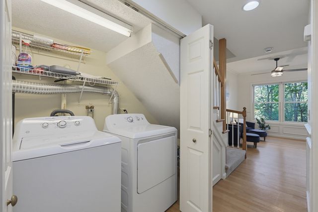 85 Hammond Pl 85, Woburn, MA 01801