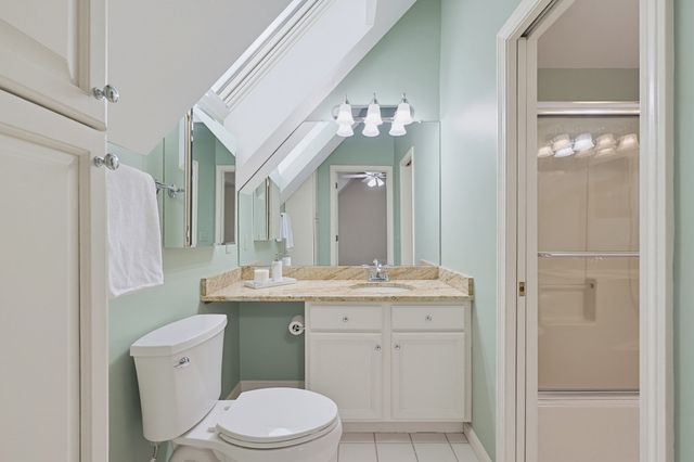 85 Hammond Pl 85, Woburn, MA 01801