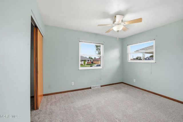 4552 283rd Street, Toledo, OH 43611