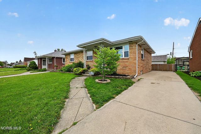 4552 283rd Street, Toledo, OH 43611