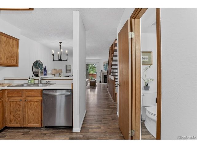 11133 W 17th Ave 103, Lakewood, CO 80215