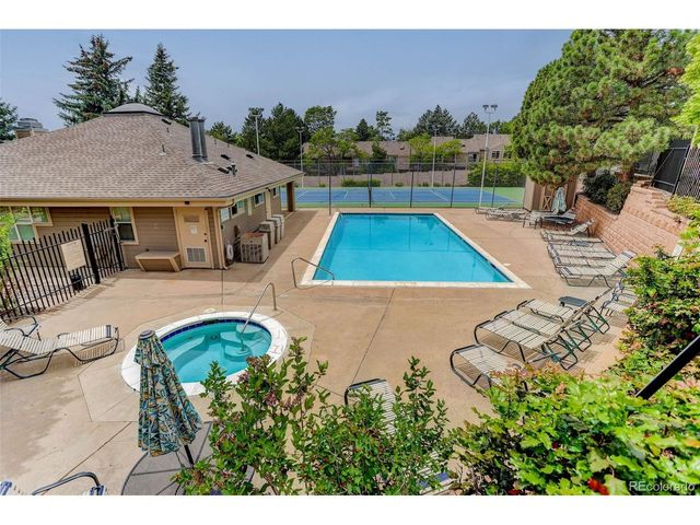 11133 W 17th Ave 103, Lakewood, CO 80215