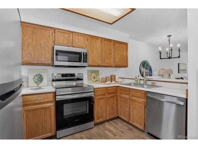 11133 W 17th Ave 103, Lakewood, CO 80215