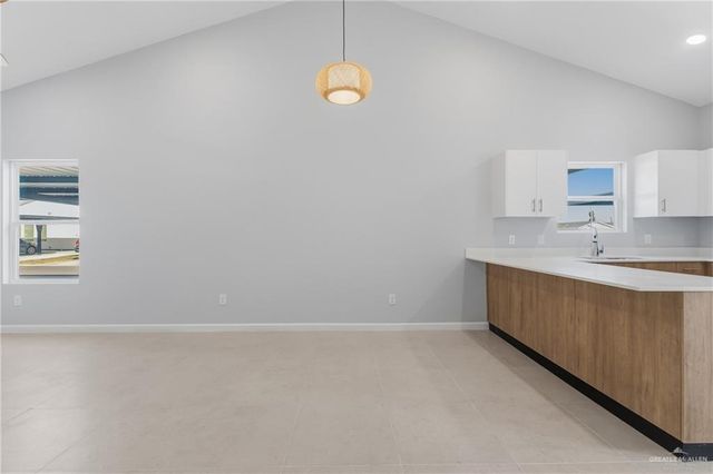 2612 Mockingbird Road 4, Weslaco, TX 78596