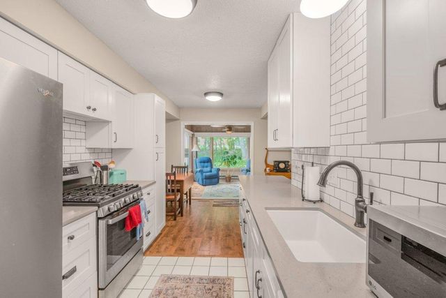 8771 Basswood Road, Eden Prairie, MN 55344