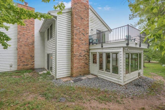 8771 Basswood Road, Eden Prairie, MN 55344