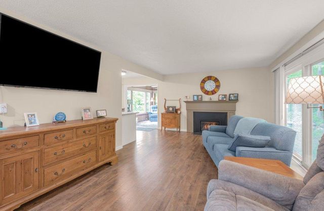 8771 Basswood Road, Eden Prairie, MN 55344