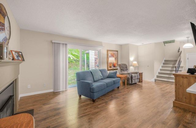 8771 Basswood Road, Eden Prairie, MN 55344