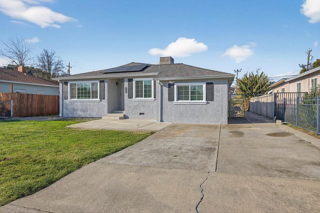 3469 W Euclid Ave, Stockton, CA 95204