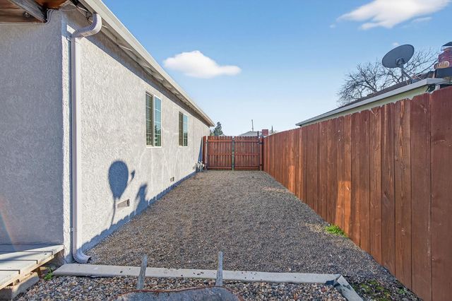 3469 W Euclid Ave, Stockton, CA 95204