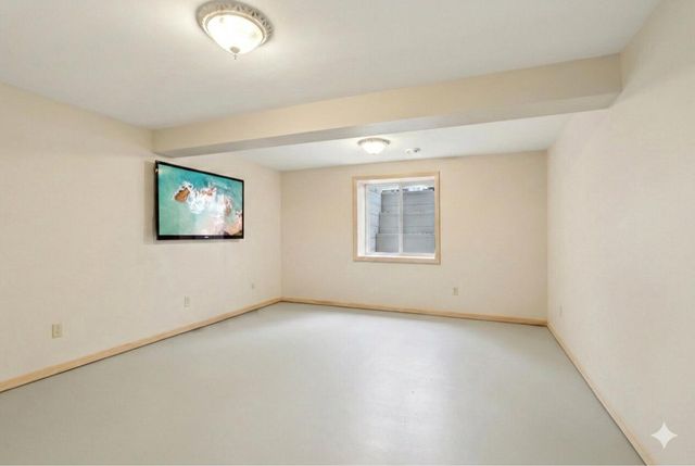 712 Lake Bluff DRIVE, Oconomowoc, WI 53066