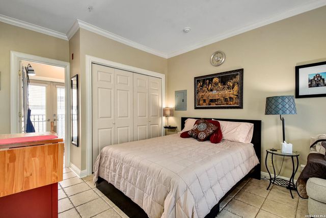 221 Lexington Ave Apt 317, San Antonio, TX 78215