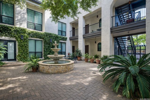 221 Lexington Ave Apt 317, San Antonio, TX 78215