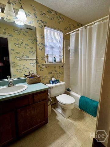 32 E Deerwood Road, Savannah, GA 31410