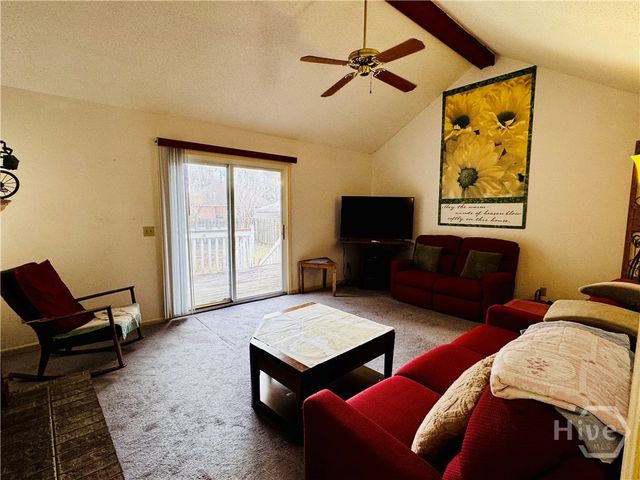 32 E Deerwood Road, Savannah, GA 31410