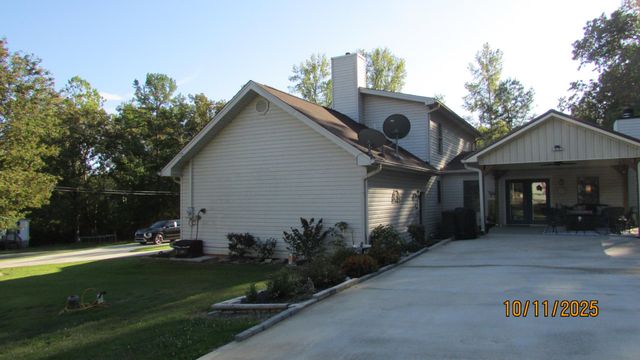 8441 Toestring Valley Road, Spring City, TN 37381