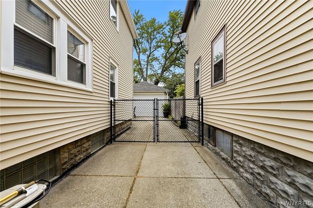 288 Hastings Avenue, Buffalo, NY 14215