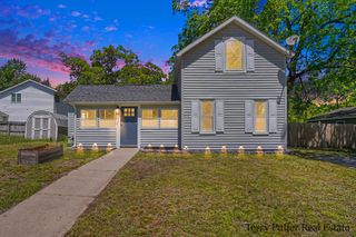 416 Pine Street, Fruitport, MI 49415