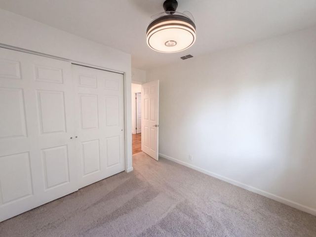 5208 Fernwood Way, Sacramento, CA 95841