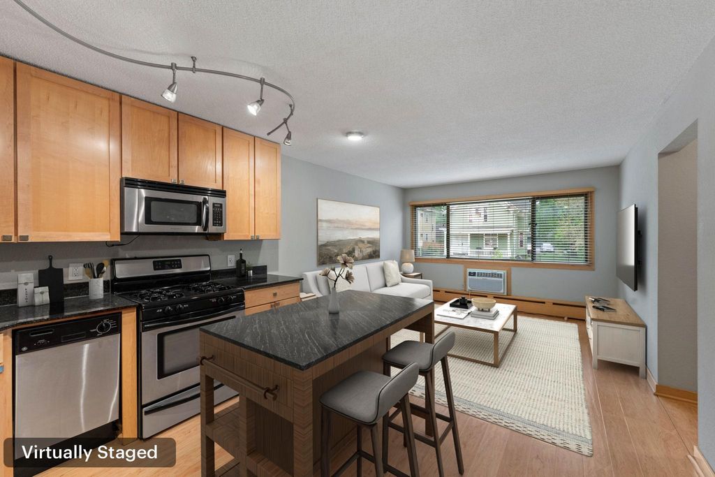 2530 1st Avenue S N201, Minneapolis, MN 55404