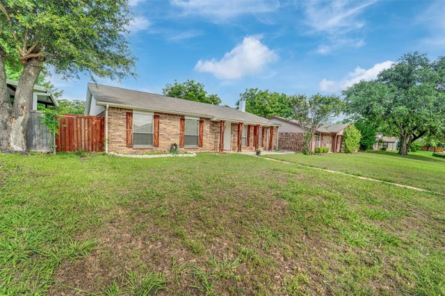 5517 Wyrick Lane, Garland, TX 75044
