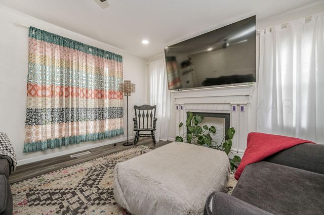 1033 BOWIE Street, Amarillo, TX 79102