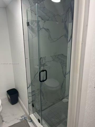 2456 NW 28th St, Miami, FL 33142