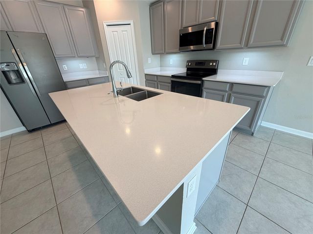 16491 GLASSY LOCH LOOP, Clermont, FL 34714