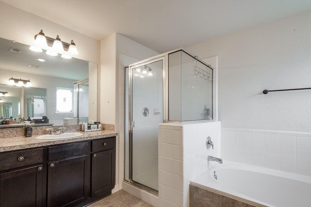 901 Jefferson Avenue, Cleveland, TX 77327