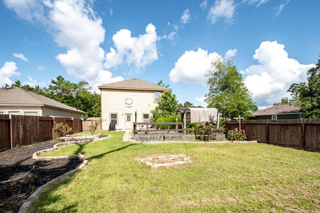 901 Jefferson Avenue, Cleveland, TX 77327