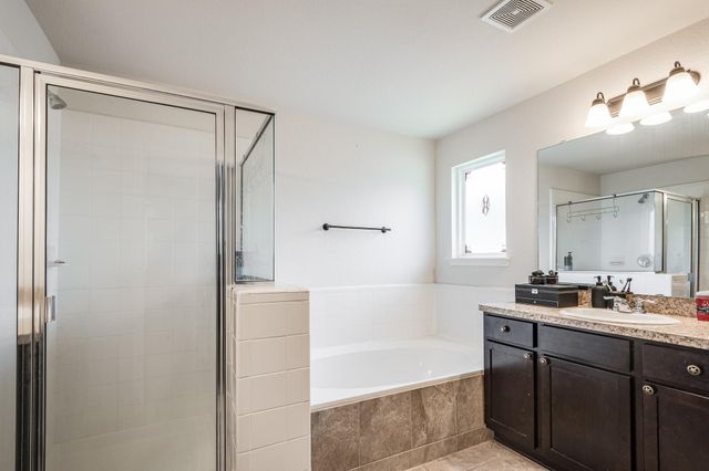 901 Jefferson Avenue, Cleveland, TX 77327