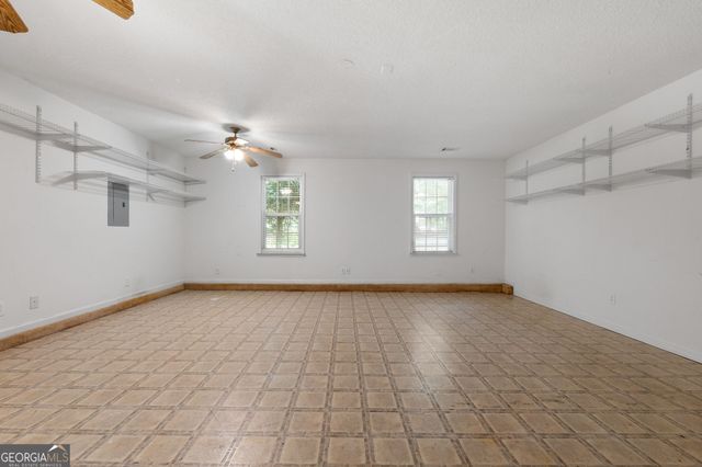 527 Barhams Ridge Drive, Mcdonough, GA 30252